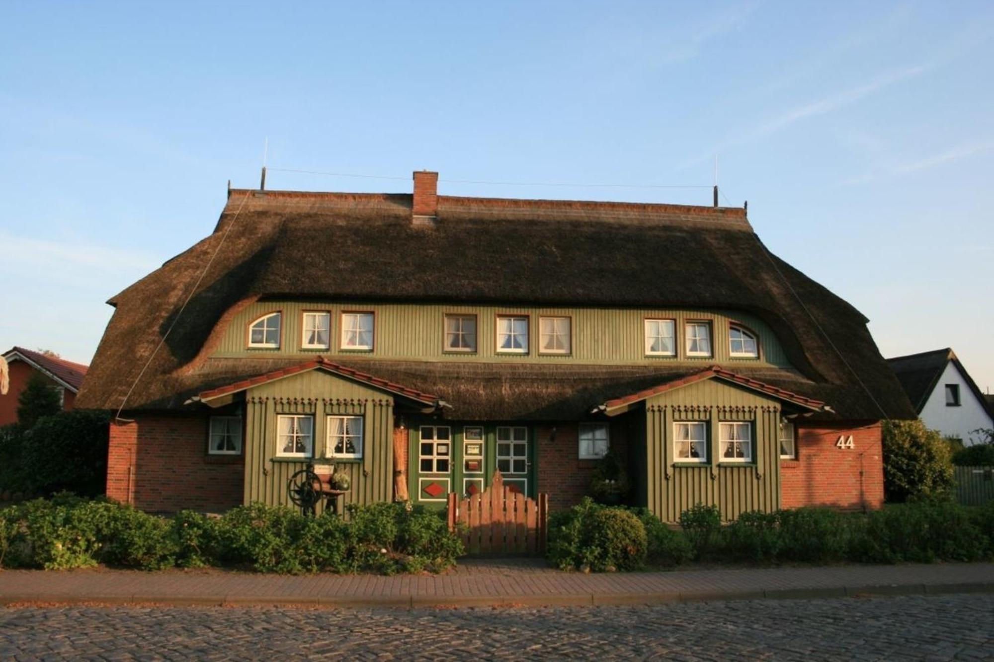 Ferienwohnung Nr 07 Og Spitzboden 博恩 外观 照片